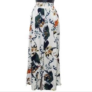 2/$30 New Look Women's White Floral Palazzo Wide Leg Pants Size Medium
